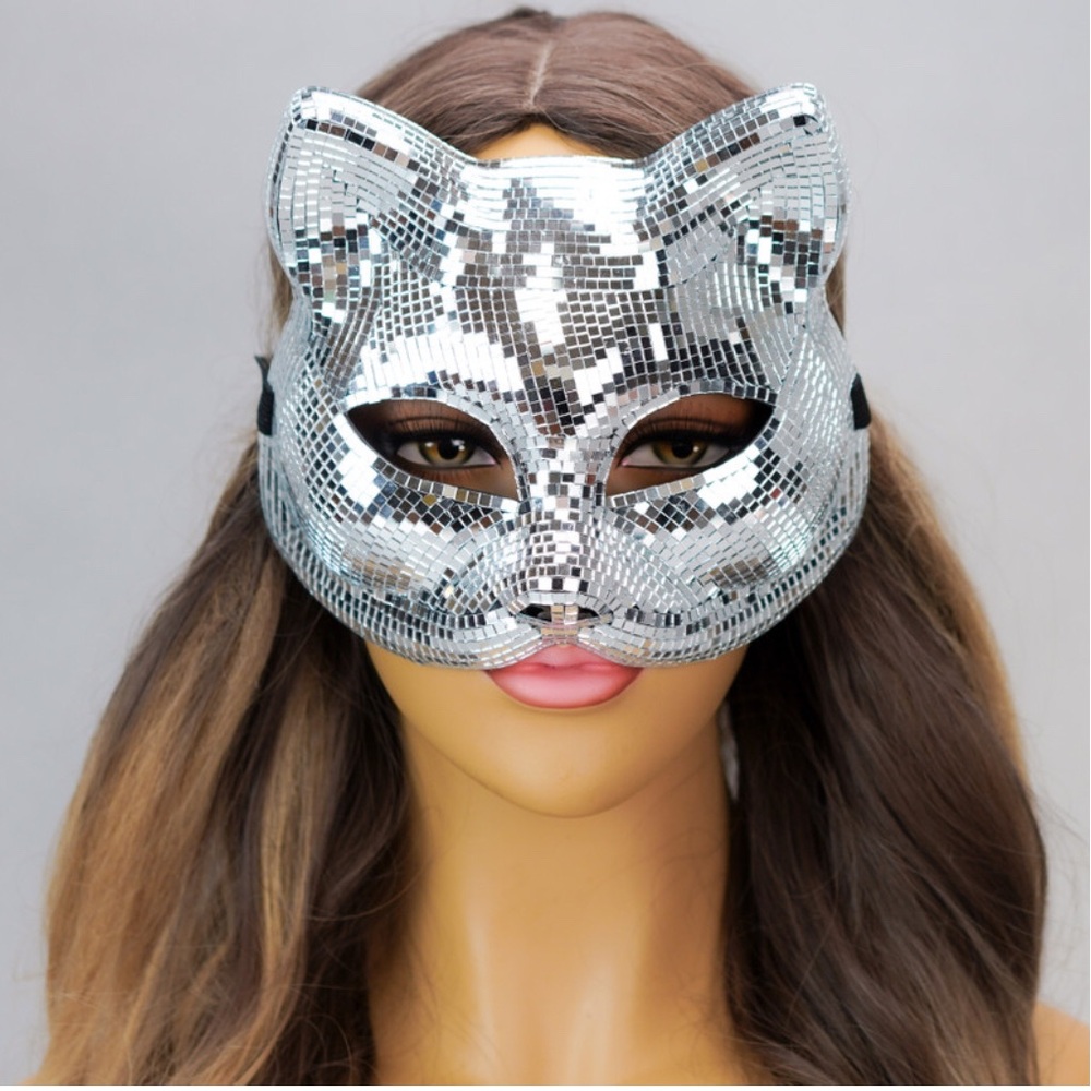 Silver Mirrored Cat Mask